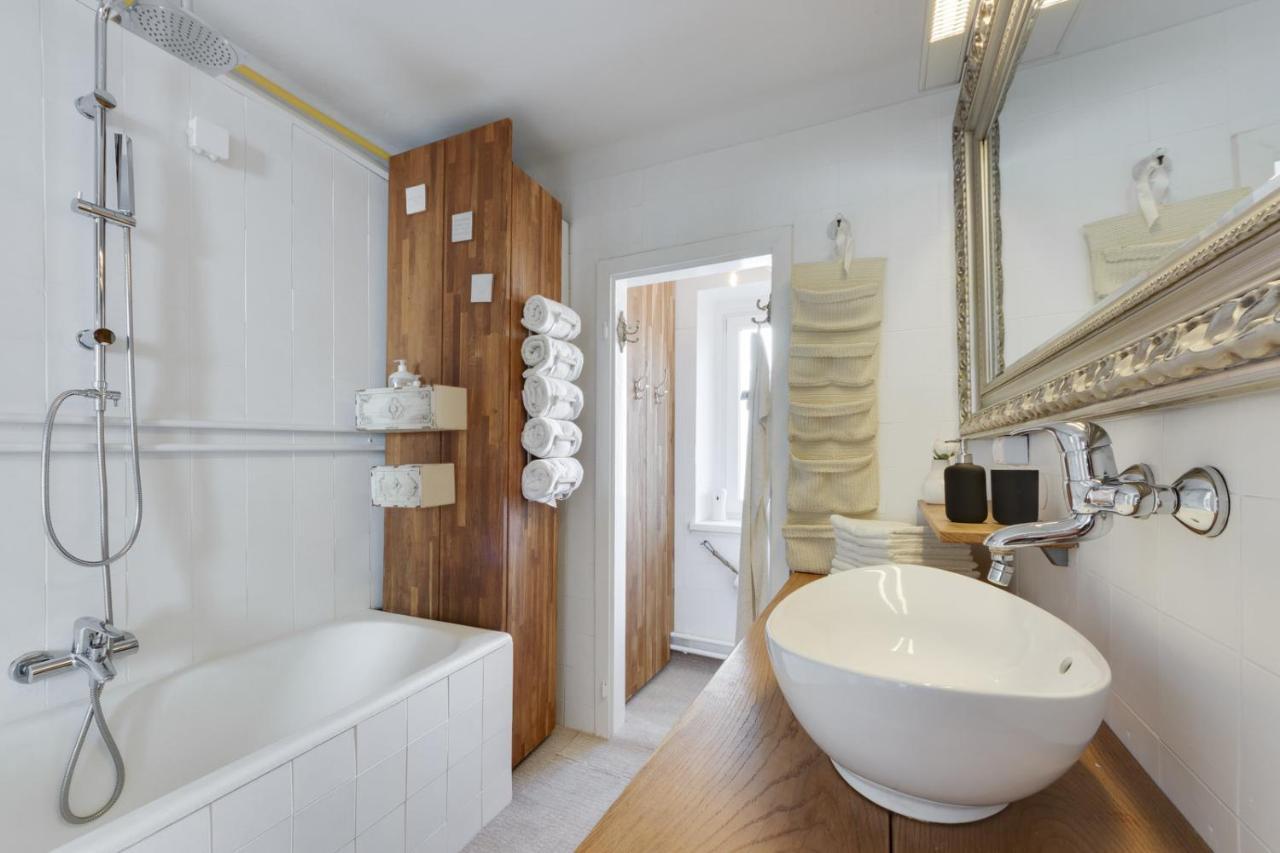 Amazing Apartment In Downtown Μαριμπόρ Εξωτερικό φωτογραφία